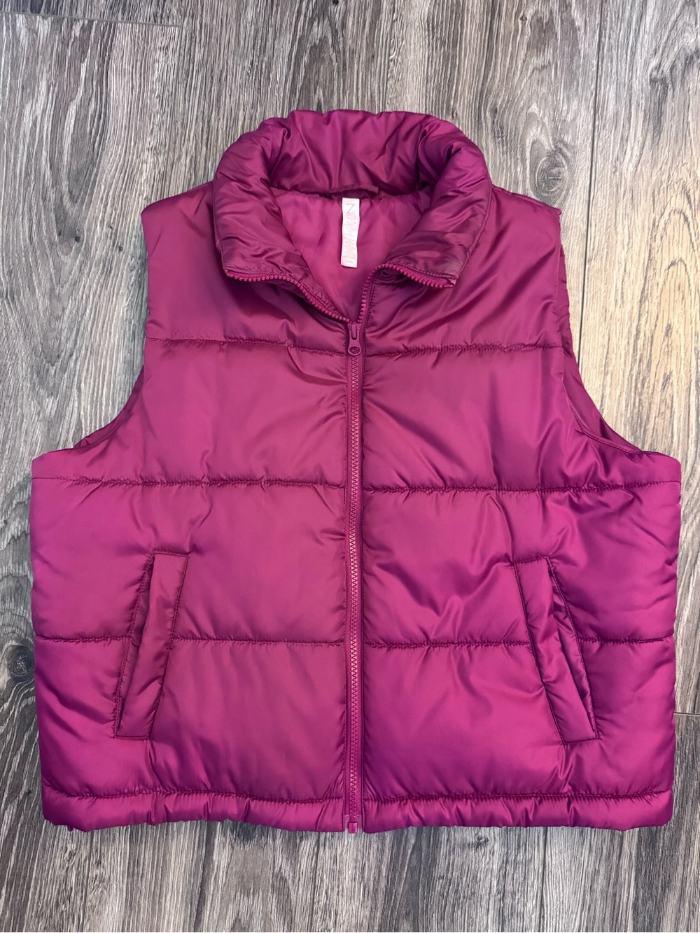 Zella Sleeveless Puffer Vest in Magenta